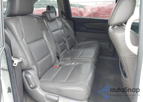 2011 Honda Odyssey Exl z USA, uszkodzony, nr VIN 5FNRL5H67BB040312